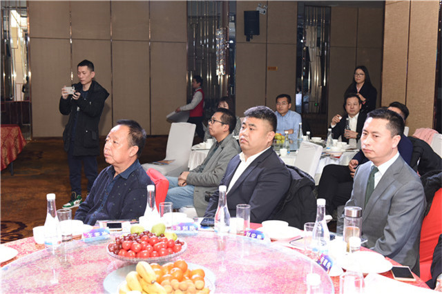 15484018627311965D99.jpg 2.JPG